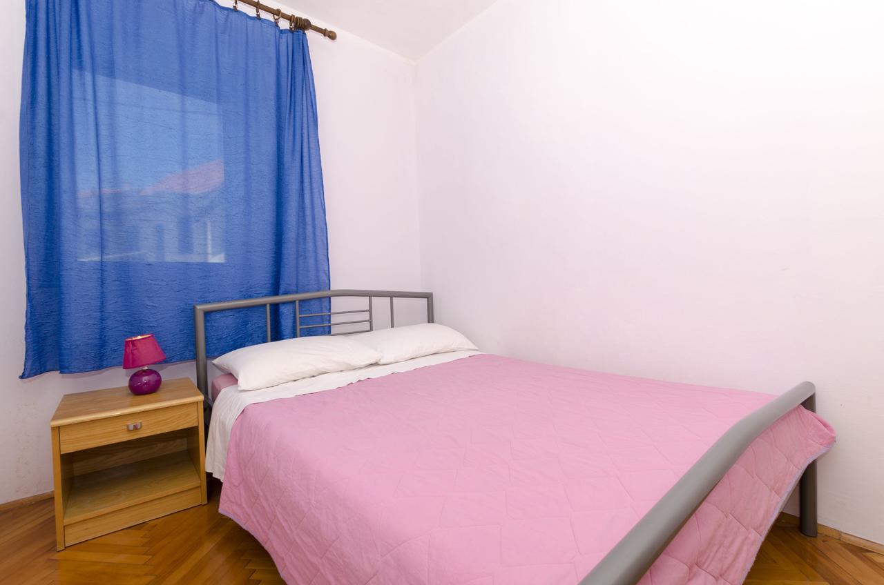 Apartments Katica Primosten Exterior photo
