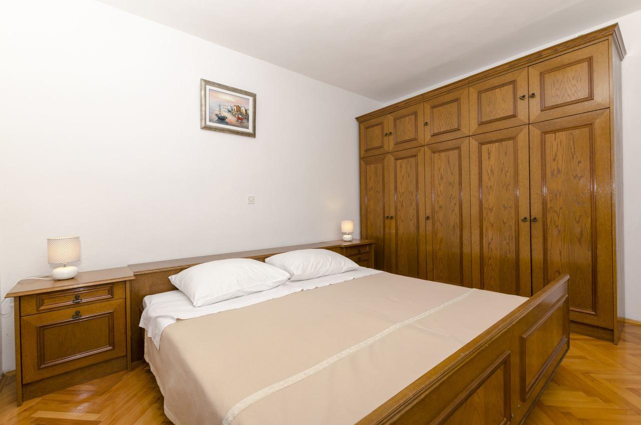 Apartments Katica Primosten Exterior photo